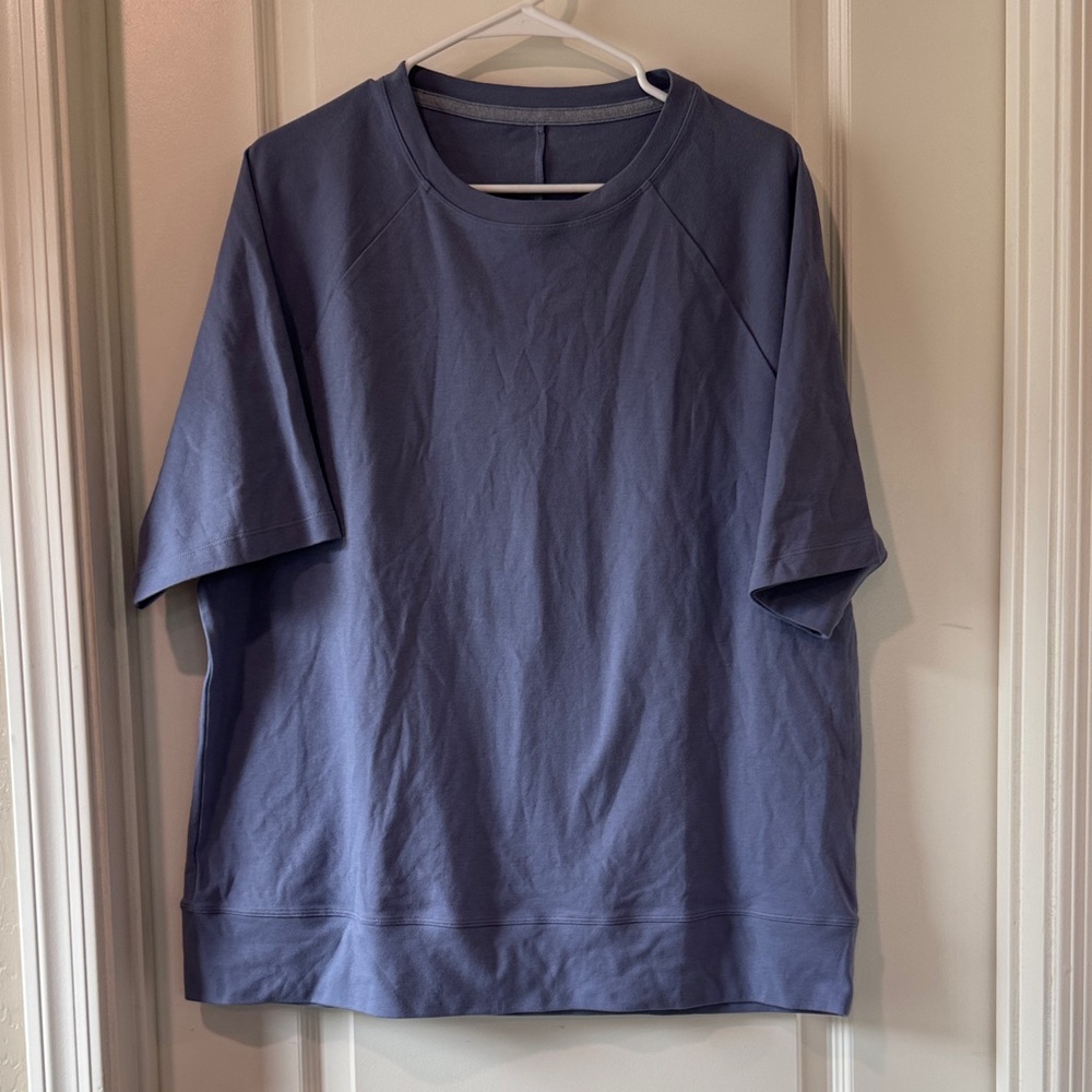 lululemon athletica Blue Short Sleeve Tee / A47 - Picture 1 of 4